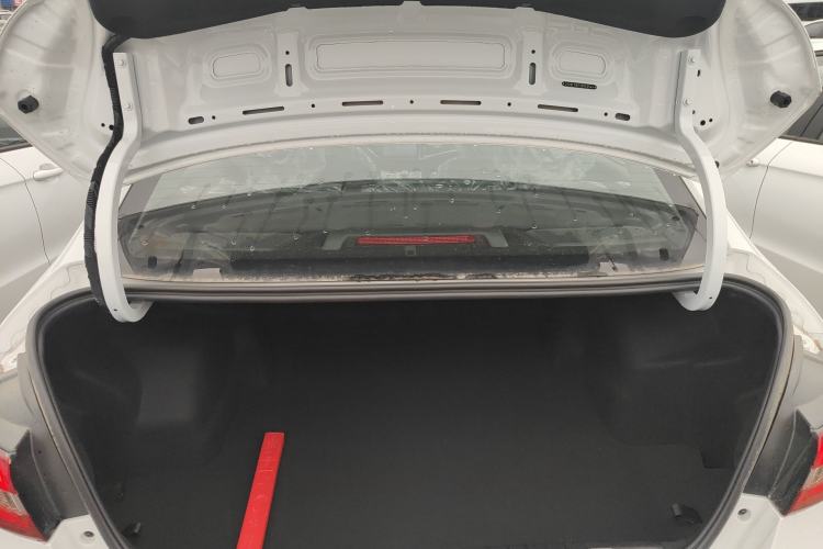 Used Chery Arrizo 5 2025 Excellence Version 1.5L Manual Fashion Edition Trunk
