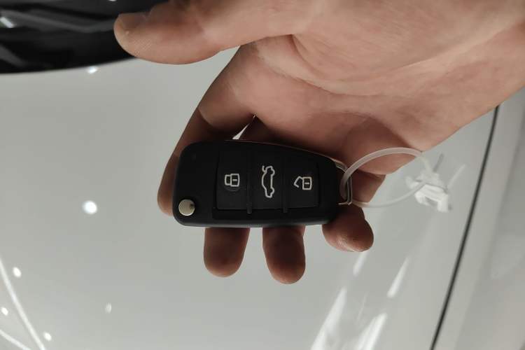 Used Chery Arrizo 5 2025 Excellence Version 1.5L Manual Fashion Edition Vehicle Key