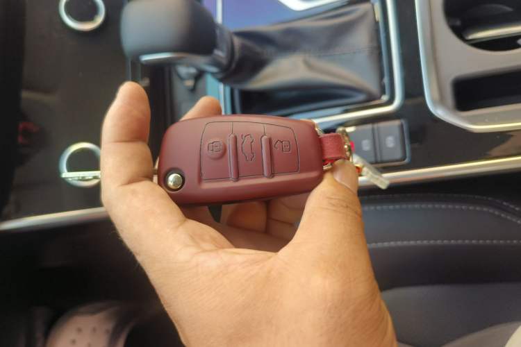 Used Chery Arrizo 5 2025 Excellence Version 1.5L CVT Fashionable Edition Vehicle Key