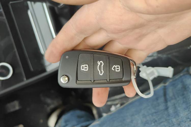 Used Chery Arrizo 5 2025 Excellence Version 1.5L Manual Fashion Edition Vehicle Key