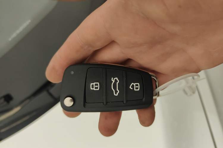 Used Chery Arrizo 5 2025 Excellence Version 1.5L Manual Fashion Edition Vehicle Key