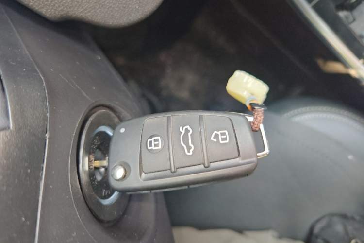 Used Chery Arrizo 5 2025 Excellence Version 1.5L CVT Fashionable Edition Vehicle Key