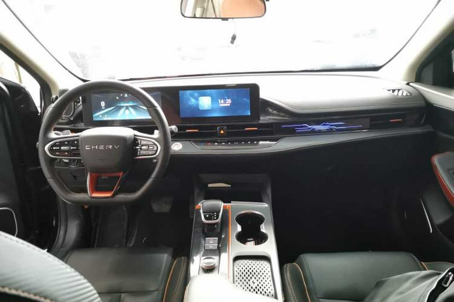 Used Chery Arrizo 5 GT 2022 1.6T DCT Chii Center Console