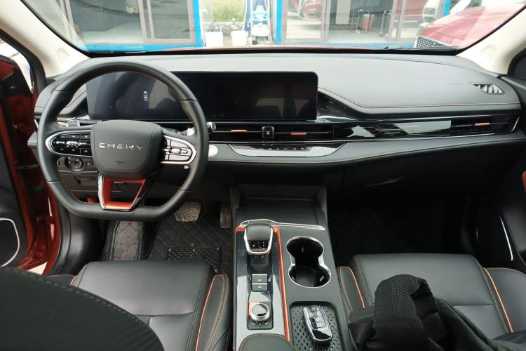 Used Chery Arrizo 5 GT 2022 1.6T DCT Version Center Console