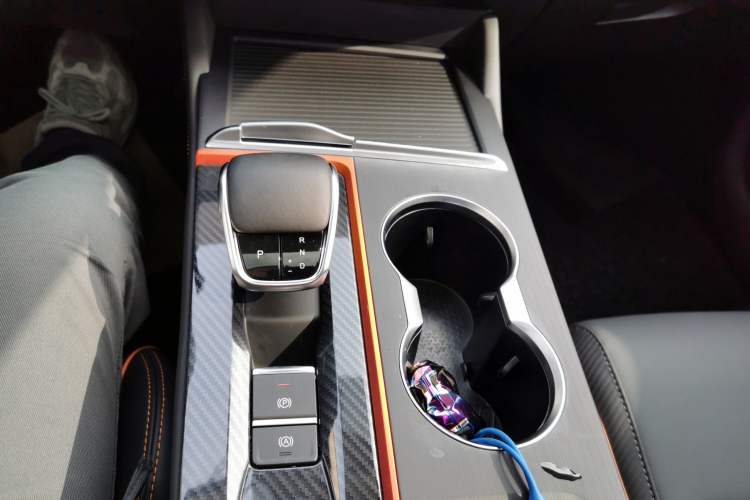 Used Chery Arrizo 5 GT 2023 1.5T CVT Enjoy Gear Lever