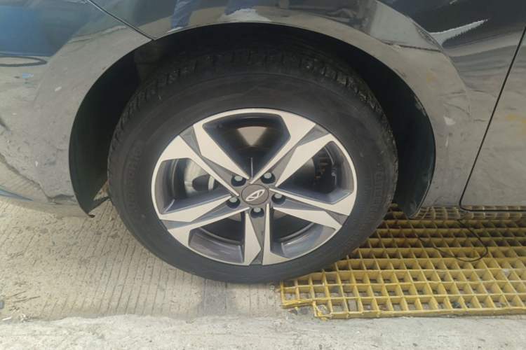 Used Chery Arrizo 5 GT 2023 1.5T CVT Enjoy Left Front Wheel Hub