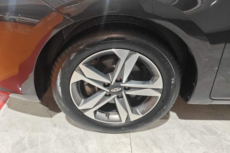 Used Chery Arrizo 5 GT 2023 1.5T CVT Enjoy Left Front Wheel Hub