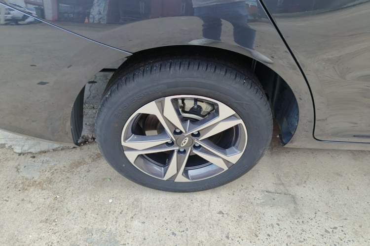 Used Chery Arrizo 5 GT 2023 1.5T CVT Enjoy Right Rear Wheel Hub