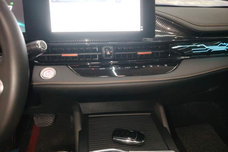Used Chery Arrizo 5 GT 2023 1.5T CVT Smart Audio And AC Panel