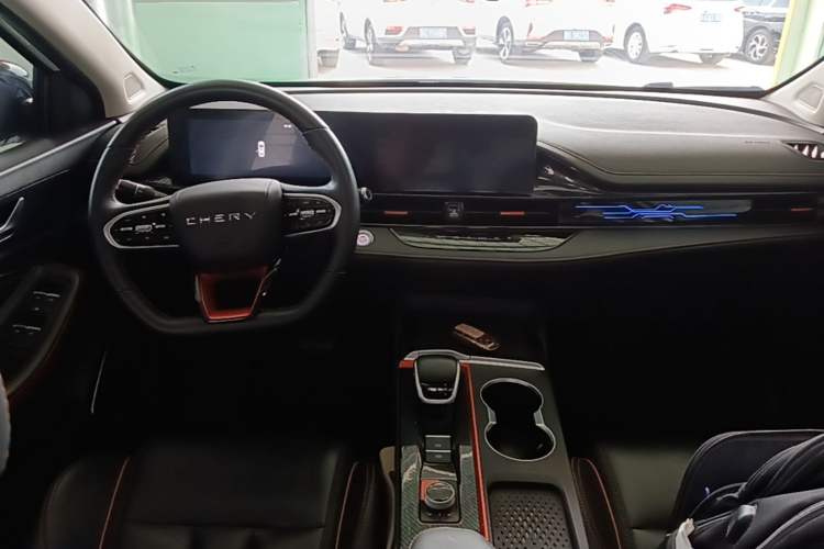 Used Chery Arrizo 5 GT 2023 1.5T CVT Smart Center Console