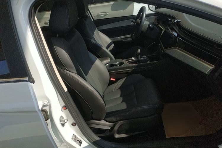 Used Chery Arrizo 5 PLUS 2021 XiaoAI 1.5T Manual PLUS Model Right Front Seat