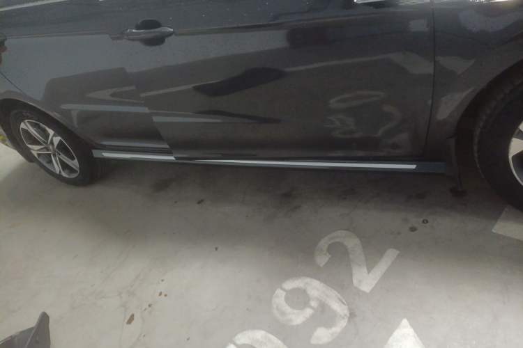 Used Chery Arrizo 5 PLUS 2021 Xiao AI 1.5T CVT Enjoy PLUS Right Side Sill