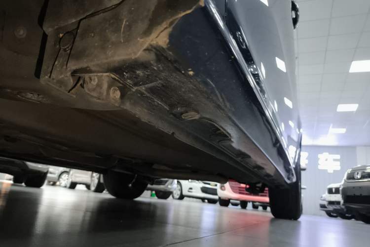 Used Chery Arrizo 5 PLUS 2021 XiaoAI 1.5L CVT Model PLUS Left Side Sill