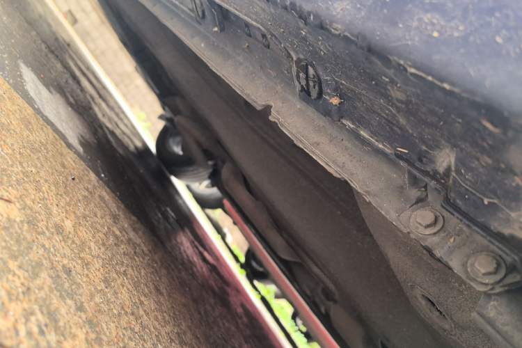 Used Chery Arrizo 5 PLUS 2021 Xiaoze 1.5T CVT Enjoy PLUS Right Side Sill