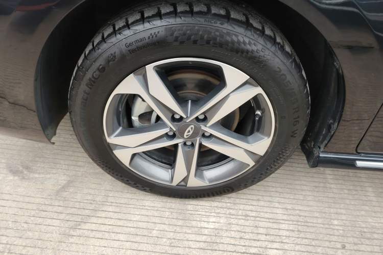 Used Chery Arrizo 5 PLUS 2021 XiaoAI 1.5T Manual PLUS Model Left Front Wheel Hub