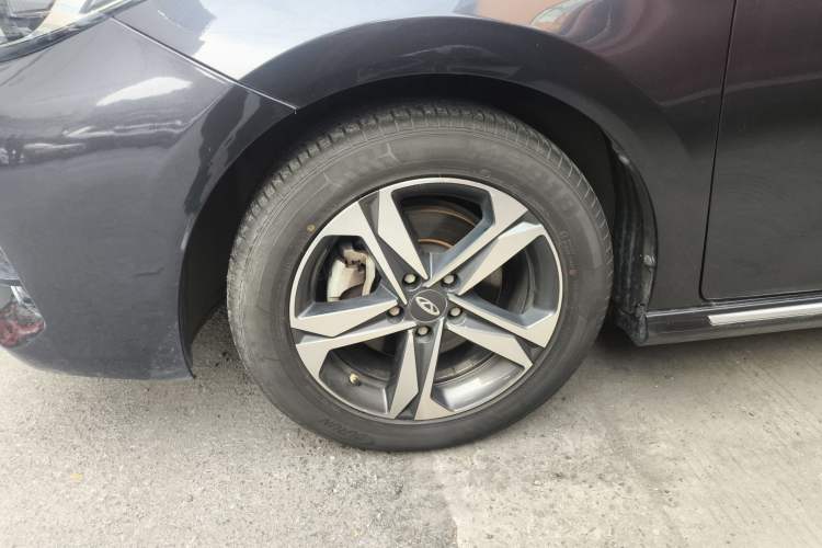 Used Chery Arrizo 5 PLUS 2021 XiaoAI 1.5L Manual Enjoy PLUS Left Front Wheel Hub