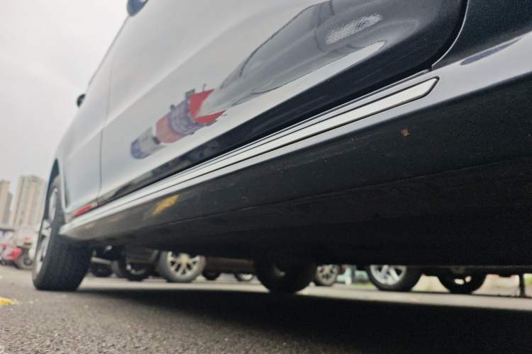 Used Chery Arrizo 5 PLUS 2021 Xiao AI 1.5T CVT Enjoy PLUS Right Side Sill