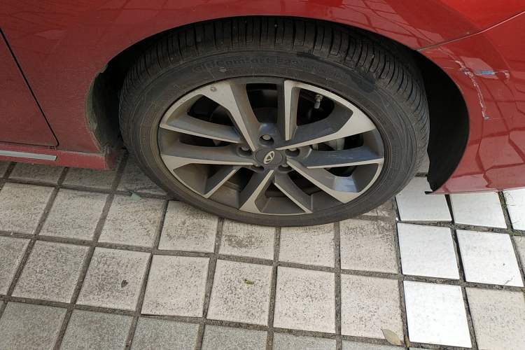 Used Chery Arrizo 5 PLUS 2021 Xiao AI 1.5T CVT ZhiPLUS Right Front Wheel Hub