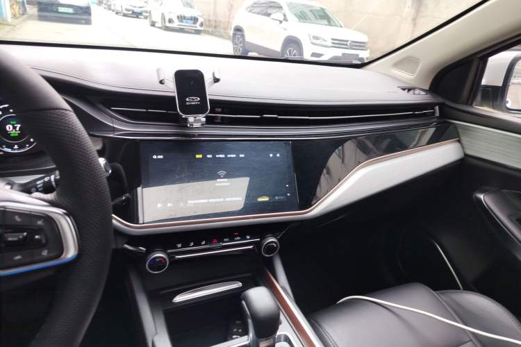 Used Chery Arrizo 5 PLUS 2021 Xiao AI 1.5T CVT Enjoy PLUS Center Console