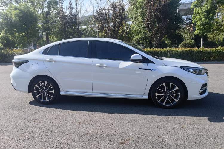 Used Chery Arrizo 5 PLUS 2021 Xiaoze 1.5T CVT ZhiPLUS Exterior 3