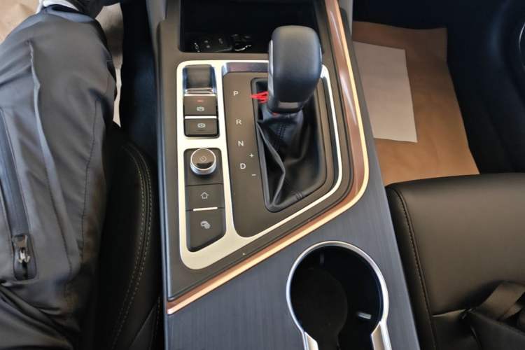 Used Chery Arrizo 5 PLUS 2021 XiaoAI 1.5L CVT Model PLUS Gear Lever