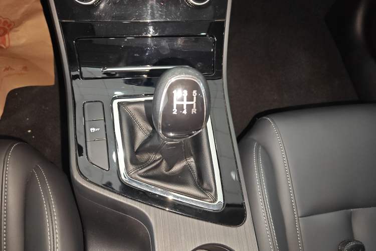 Used Chery Arrizo 5 PLUS 2021 XiaoAI 1.5L Manual Enjoy PLUS Gear Lever