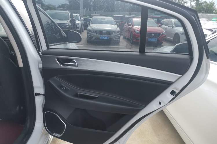 Used Chery Arrizo 5 PLUS 2021 Xiao AI 1.5T CVT ZhiPLUS Interior 6