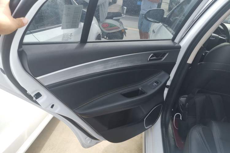 Used Chery Arrizo 5 PLUS 2021 Xiao AI 1.5T CVT ZhiPLUS Interior 8