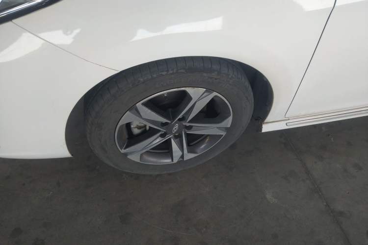 Used Chery Arrizo 5 PLUS 2021 XiaoAI 1.5L Manual Enjoy PLUS Left Front Wheel Hub