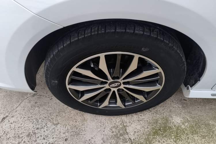 Used Chery Arrizo 5 PLUS 2021 Xiaoze 1.5T CVT Enjoy PLUS Left Front Wheel Hub