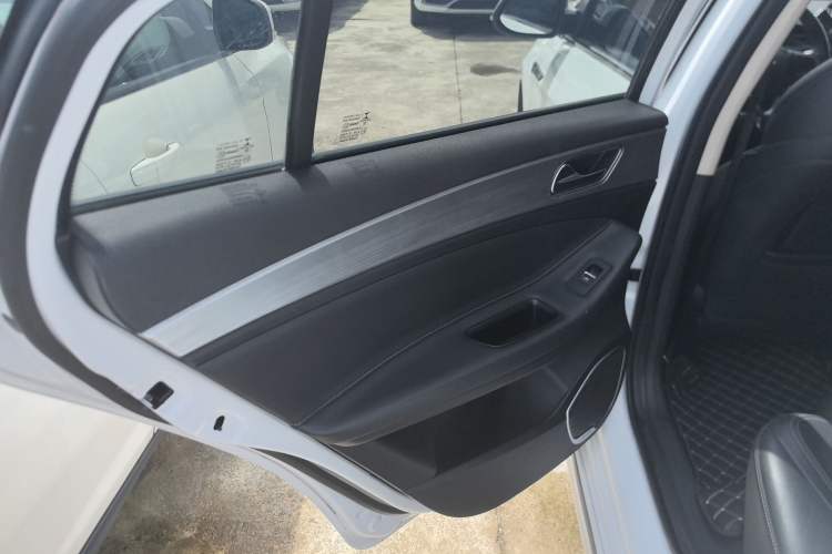 Used Chery Arrizo 5 PLUS 2021 Xiao AI 1.5T CVT Enjoy PLUS Left Rear Door Interior