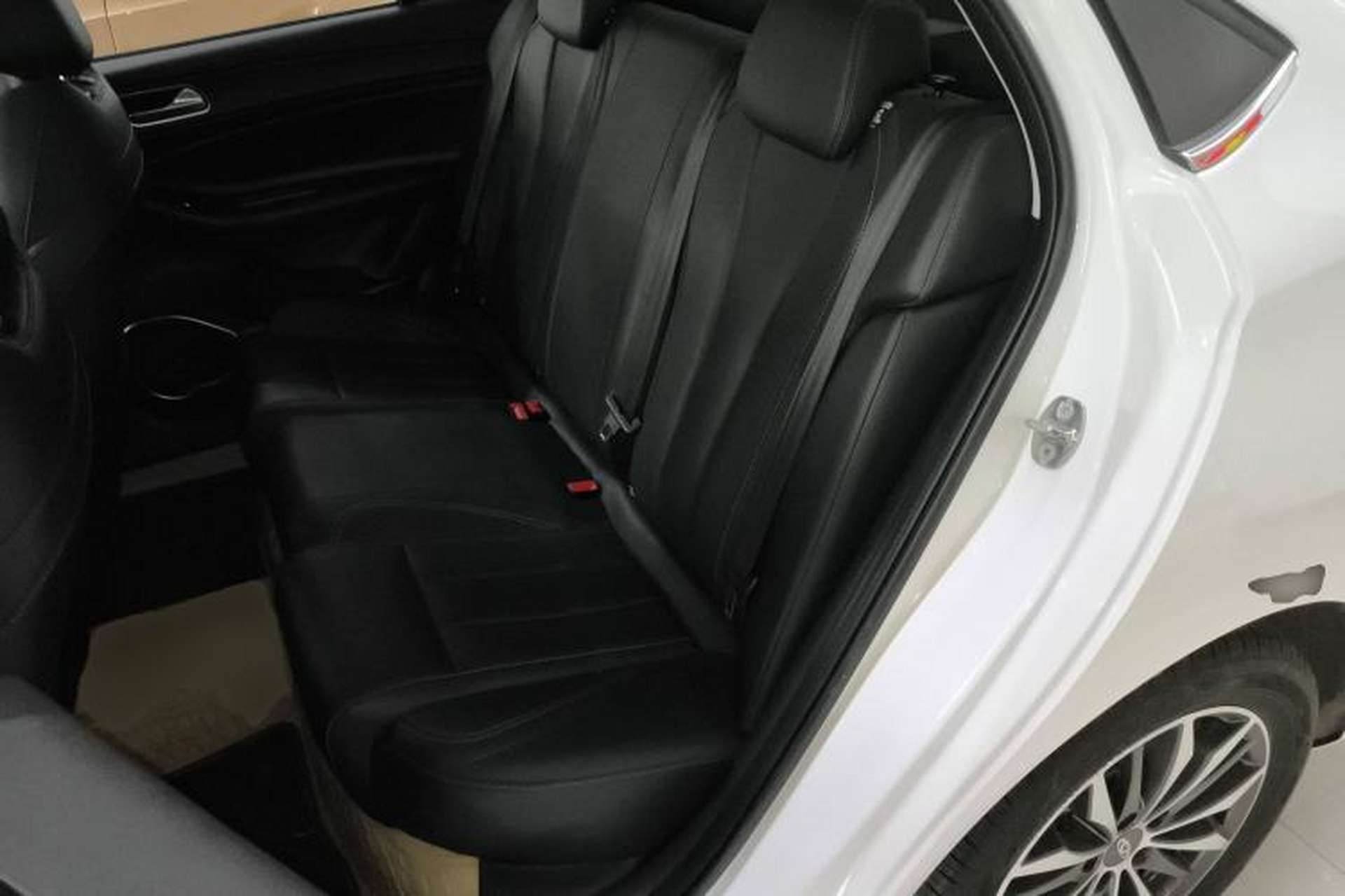 Used Chery Arrizo 5 PLUS 2021 Xiaoze 1.5T Manual PLUS Model Left Rear Seat