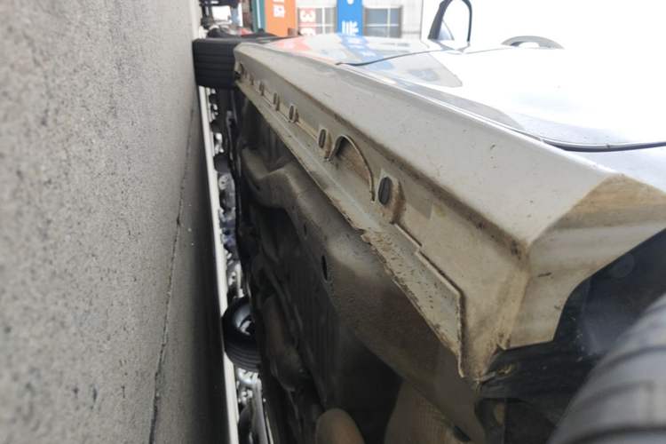 Used Chery Arrizo 5 PLUS 2021 Xiao AI 1.5T CVT ZhiPLUS Left Side Sill