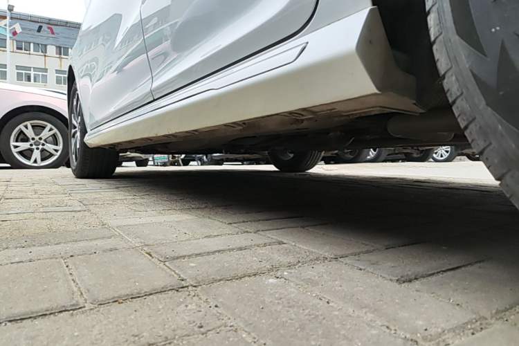 Used Chery Arrizo 5 PLUS 2021 Xiaoze 1.5L CVT Enjoy PLUS Left Side Sill