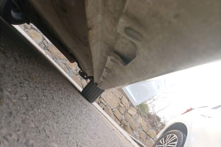 Used Chery Arrizo 5 PLUS 2021 XiaoAI 1.5L Manual Enjoy PLUS Left Side Sill