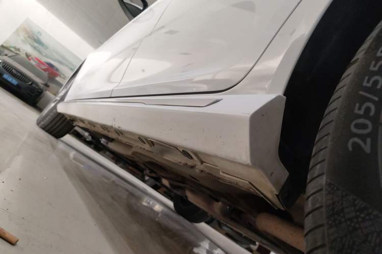 Used Chery Arrizo 5 PLUS 2021 XiaoAI 1.5L CVT Enjoy PLUS Left Side Sill