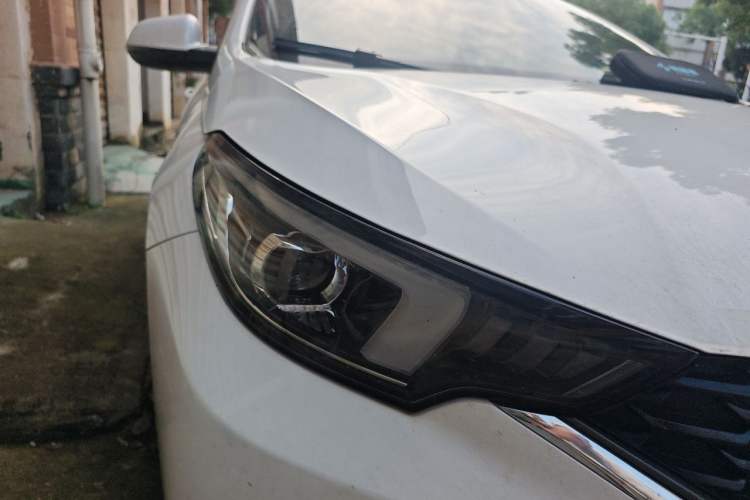 Used Chery Arrizo 5 PLUS 2021 XiaoAI 1.5L CVT Enjoy PLUS Right Front Headlight