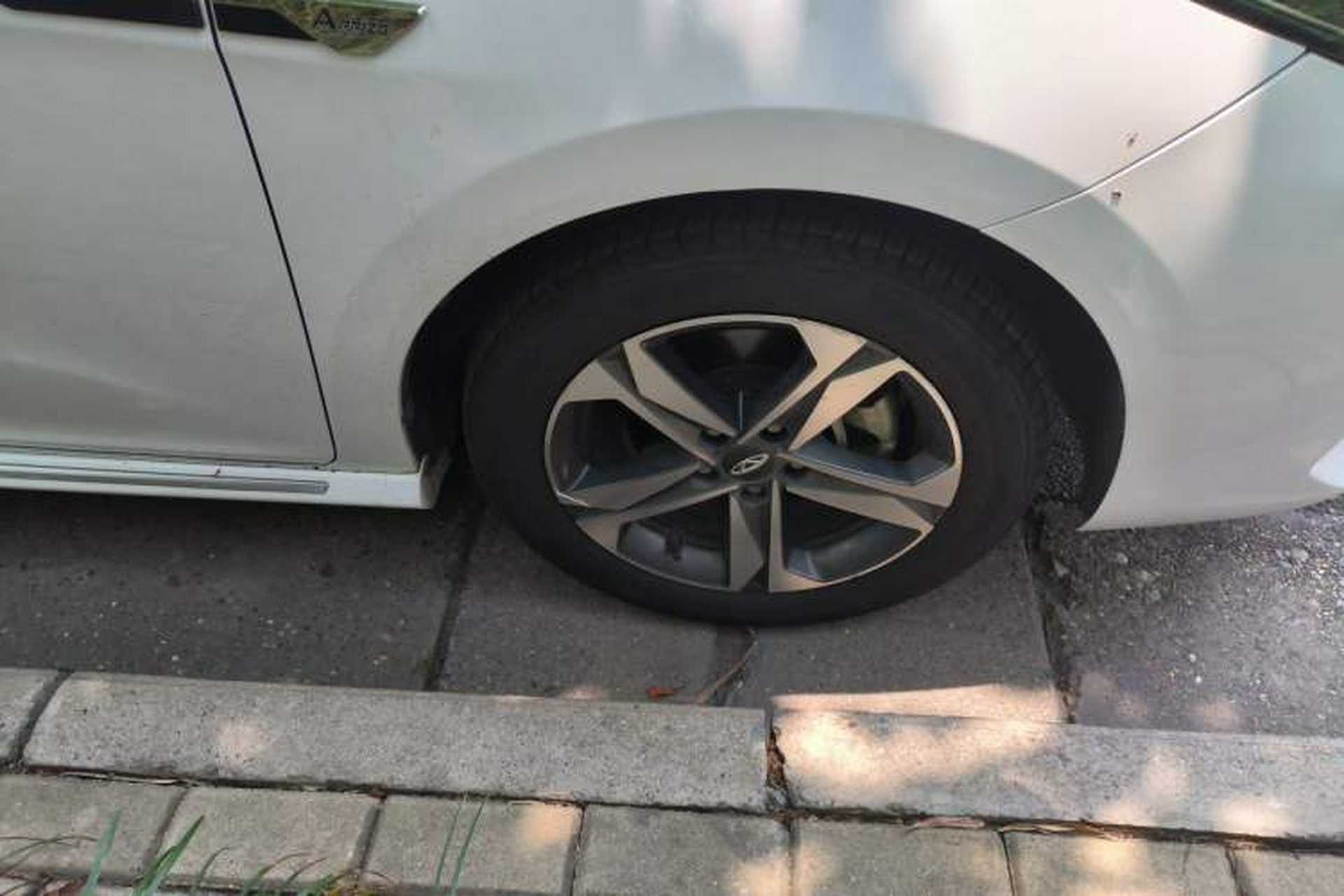 Used Chery Arrizo 5 PLUS 2021 Xiao AI 1.5T CVT Enjoy PLUS Right Front Wheel Hub