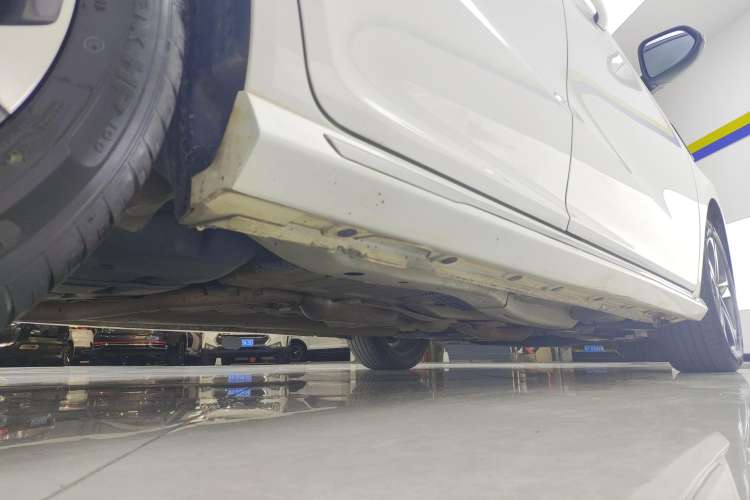 Used Chery Arrizo 5 PLUS 2021 Xiao AI 1.5T CVT Enjoy PLUS Right Side Sill