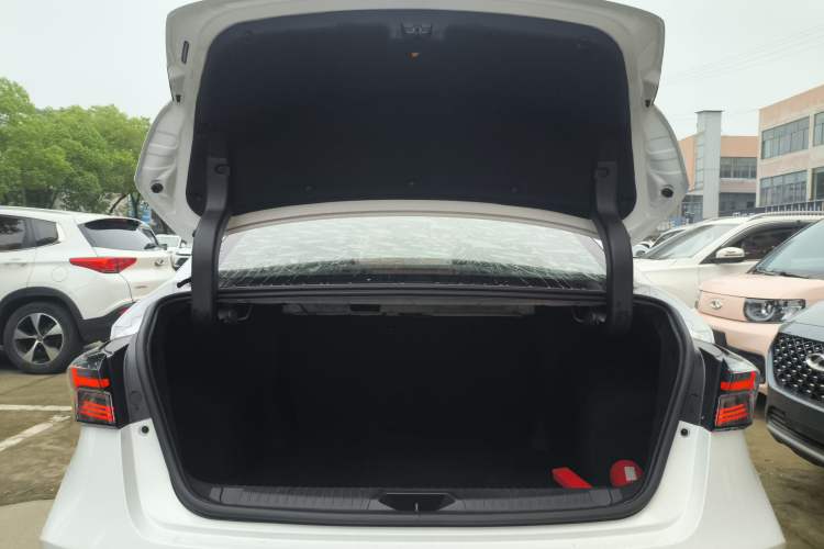 Used Chery Arrizo 5 PLUS 2021 XiaoAI 1.5L CVT Model PLUS Trunk