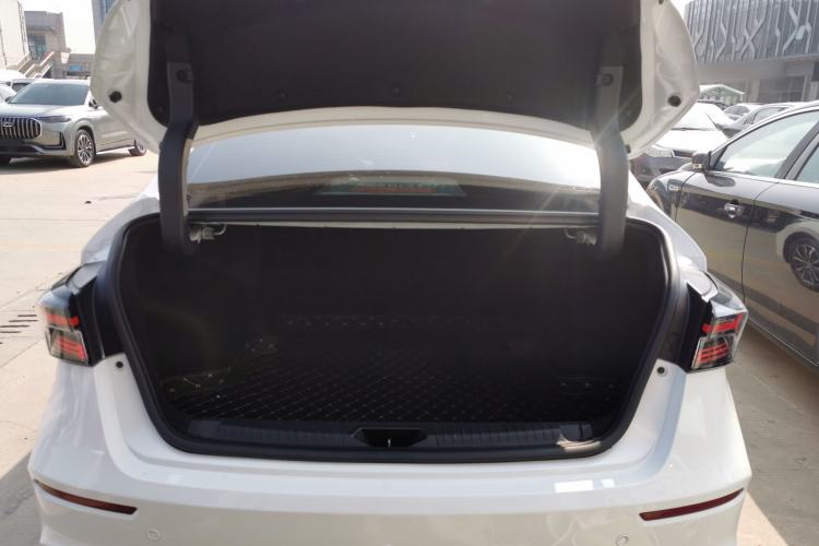 Used Chery Arrizo 5 PLUS 2021 Xiaoze 1.5T CVT Enjoy PLUS Trunk