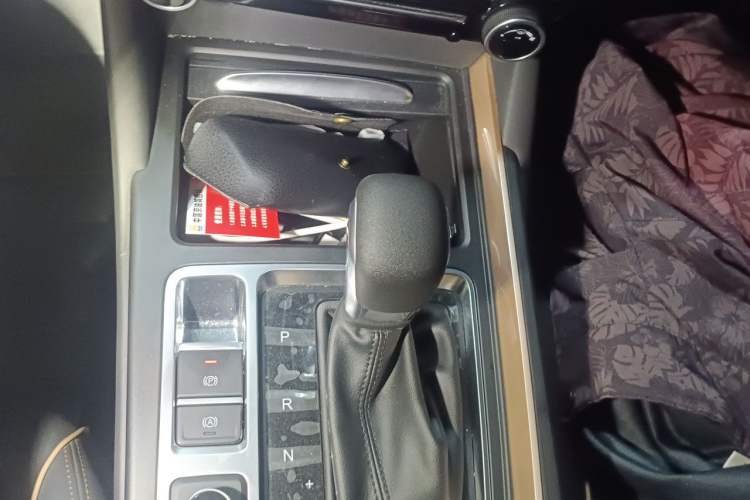 Used Chery Arrizo 5 PLUS 2023 1.5L CVT EnjoyPLUS Gear Lever