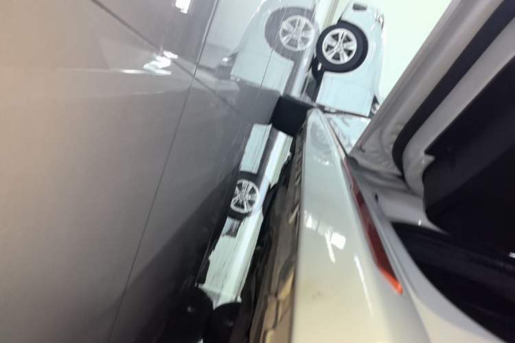Used Chery Arrizo 5 PLUS 2023 1.5L CVT New Dynamic Version Left Side Sill