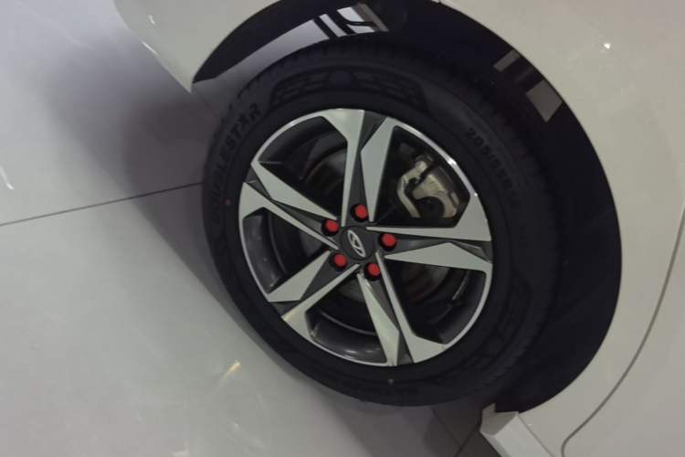 Used Chery Arrizo 5 PLUS 2023 1.5L CVT New Dynamic Version Right Rear Wheel Hub