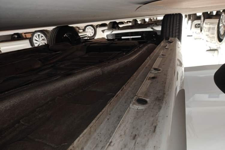 Used Chery Arrizo 5 PLUS 2023 1.5T CVT EnjoyPLUS Right Side Sill