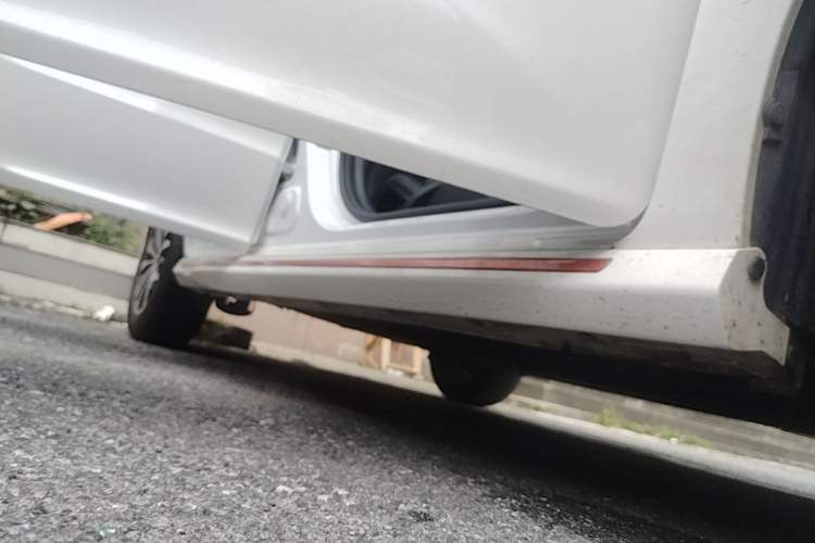 Used Chery Arrizo 5 PLUS 2023 1.5T CVT EnjoyPLUS Right Side Sill