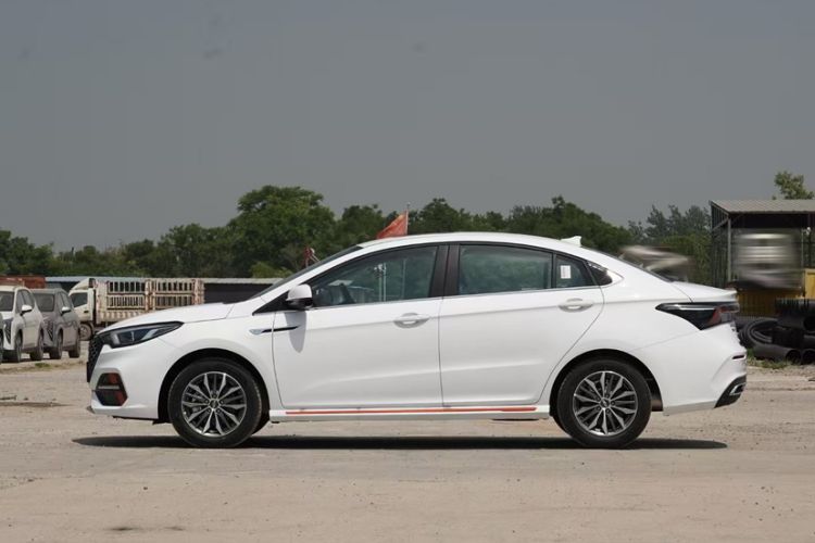 Used Chery Arrizo 5 PLUS 2025 1.5L CVT New Dynamic Edition Exterior 3