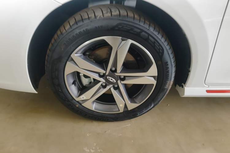 Used Chery Arrizo 5 PLUS 2025 1.5L CVT New Dynamic Edition Left Front Wheel Hub