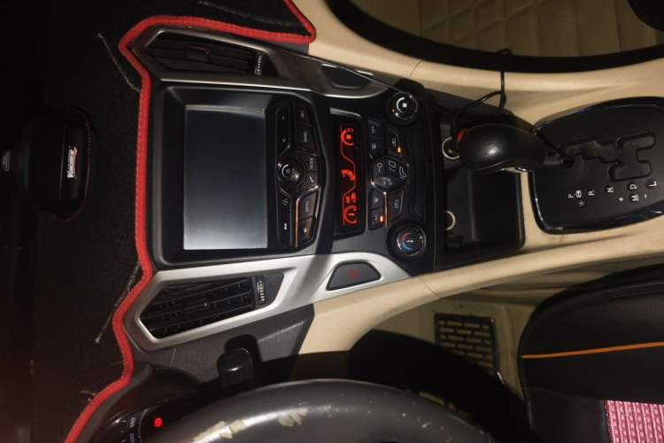 Used Chery Arrizo 7 2013 1.6L CVT Zhiling Edition Audio And AC Panel