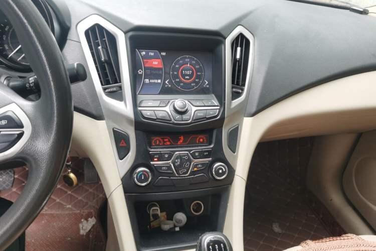 Used Chery Arrizo 7 2013 1.6L Manual Zhi Ling Edition Audio And AC Panel